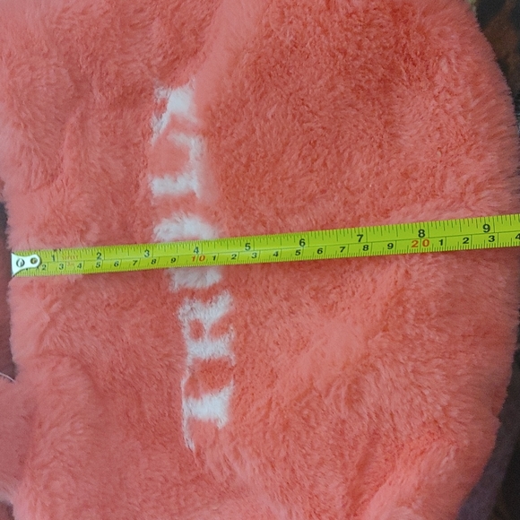 Truly Red Furry Bag - Picture 3 of 5